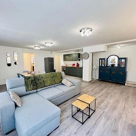Le Nid Du Sanctuaire Apartment ลูร์ด ภายนอก รูปภาพ