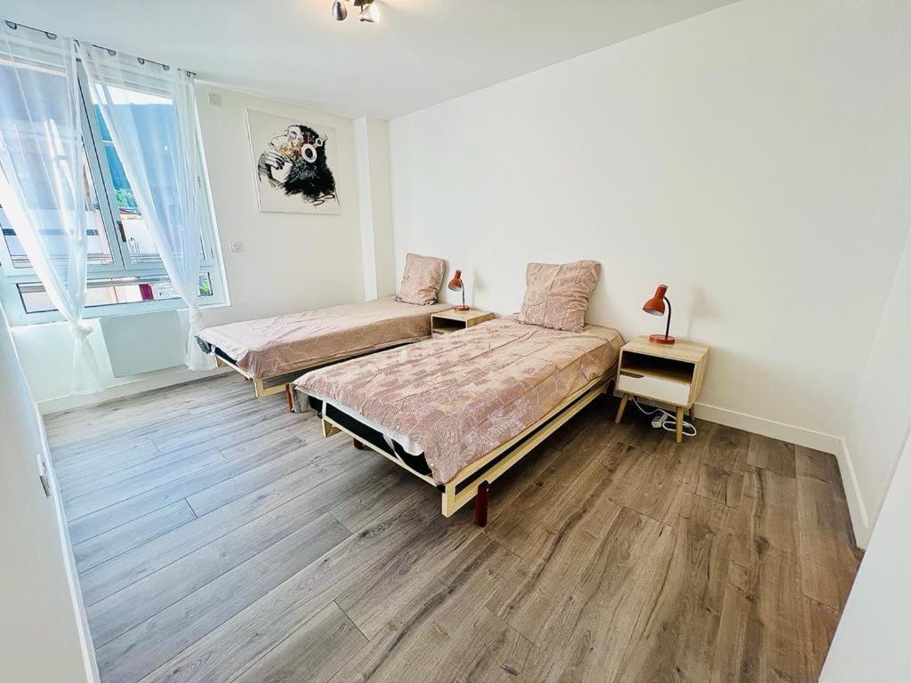 Le Nid Du Sanctuaire Apartment ลูร์ด ภายนอก รูปภาพ